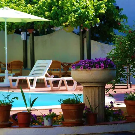 Kipos شقة فندقية 3*